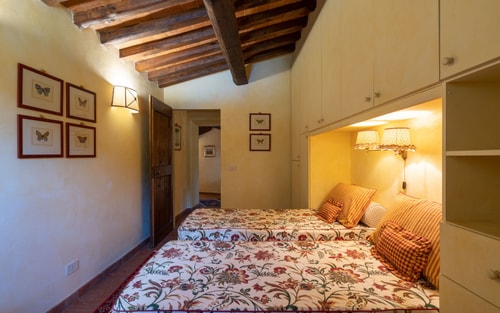 Villa Nocella - Private villa with pool in Tuscany 13 Italian Breaks