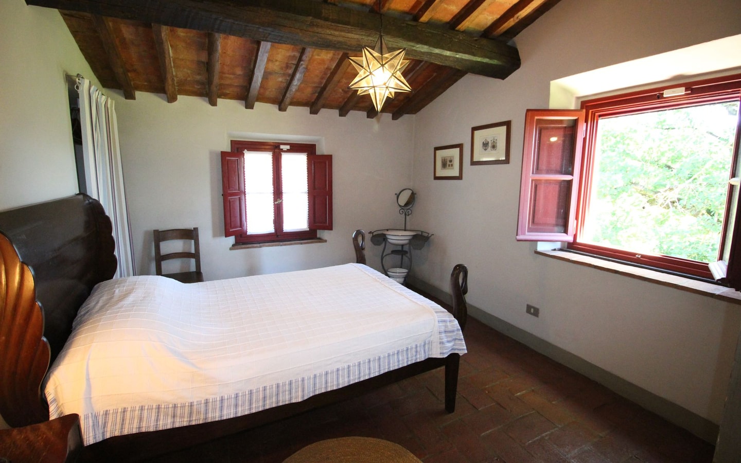 Villa Simone - Private Tuscan villa with pool 17 Italian Breaks