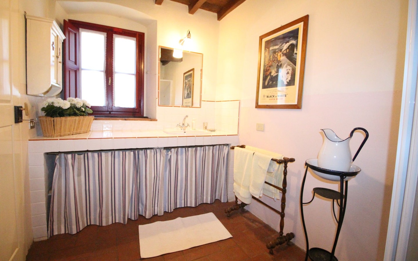 Villa Simone - Private Tuscan villa with pool 20 Italian Breaks