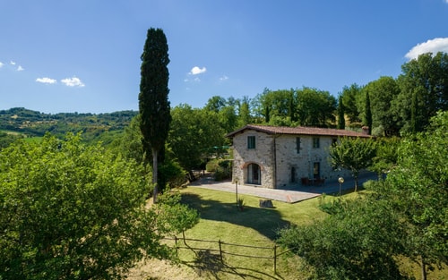 Villa Sandrina - Private Tuscan villa with pool 1 Italian Breaks