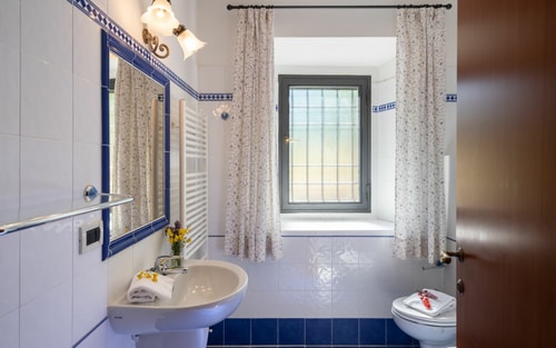 Villa Sandrina - Private Tuscan villa with pool 8 Italian Breaks