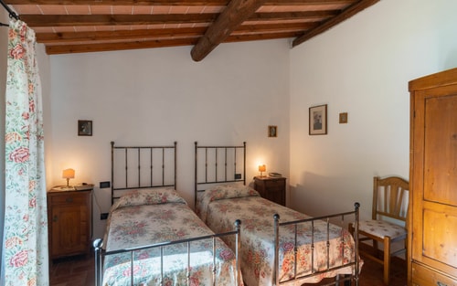 Villa Sandrina - Private Tuscan villa with pool 16 Italian Breaks