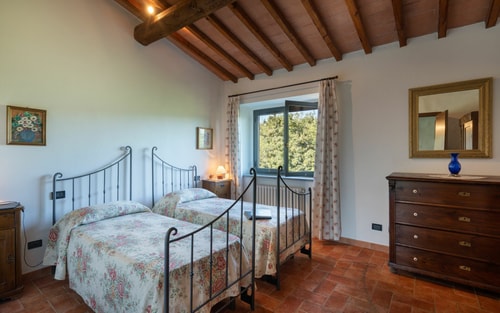 Villa Sandrina - Private Tuscan villa with pool 20 Italian Breaks