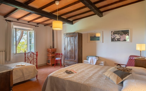Villa Tanino - Stone farmhouse with pool 14 Italian Breaks