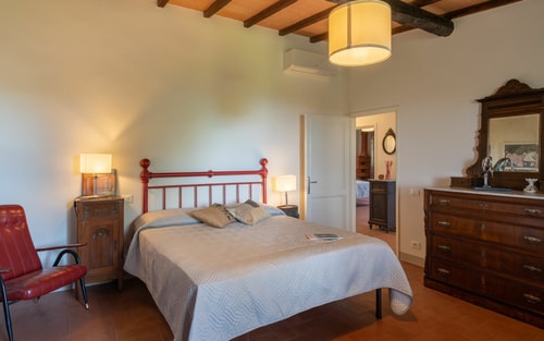 Villa Tanino - Stone farmhouse with pool 15 Italian Breaks