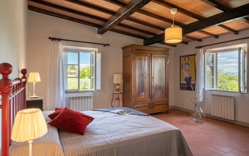 Villa Tanino - Stone farmhouse with pool 16 Italian Breaks