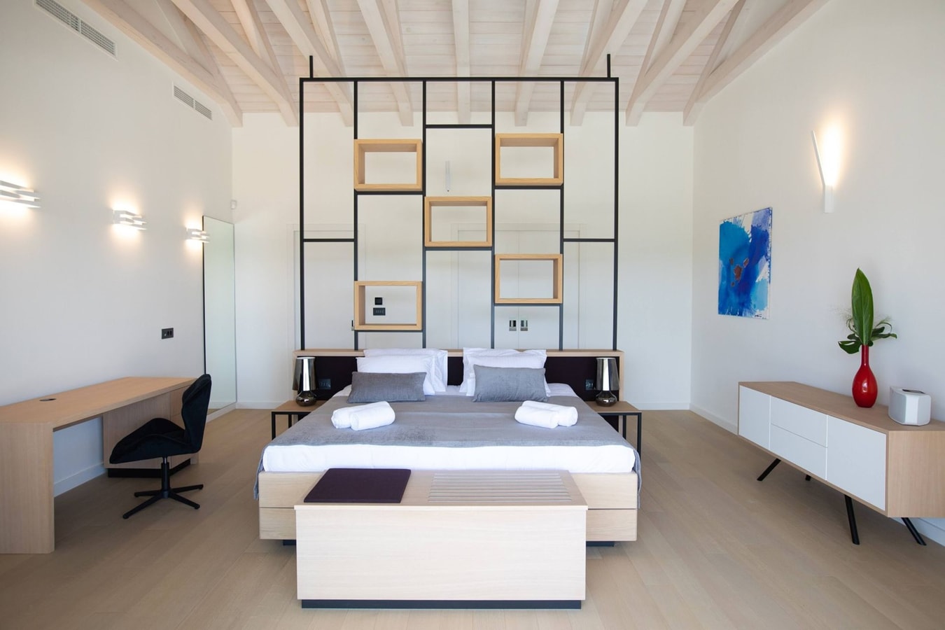 Villa Dusana - Beachfront villa with pool in Dalmatia 15 My Villa Breaks