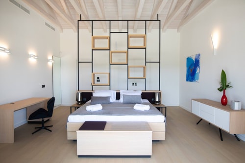 Villa Dusana - Beachfront villa with pool in Dalmatia 15 My Villa Breaks