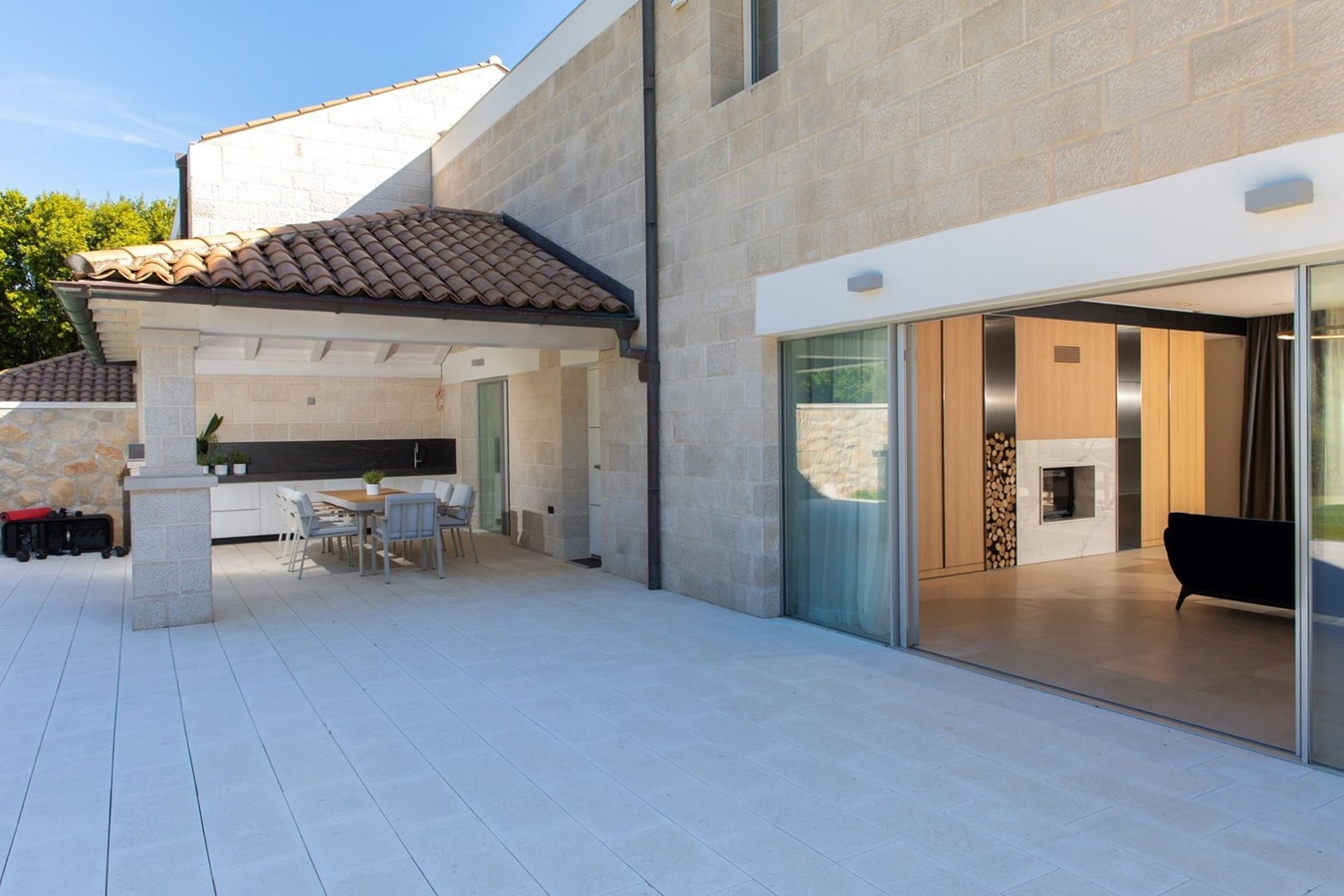 Villa Dusana - Beachfront villa with pool in Dalmatia 27 My Villa Breaks