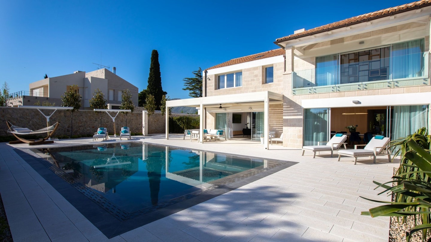 Villa Dusana - Beachfront villa with pool in Dalmatia 31 My Villa Breaks