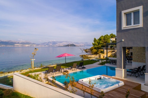 Villa Klimentina - Beachfront villa with a swimming pool 26 My Villa Breaks