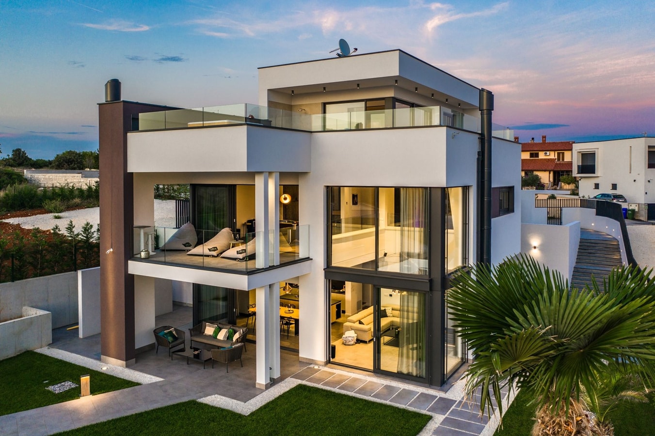 Villa Seada - Private villa with pool and jacuzzi 2 My Villa Breaks