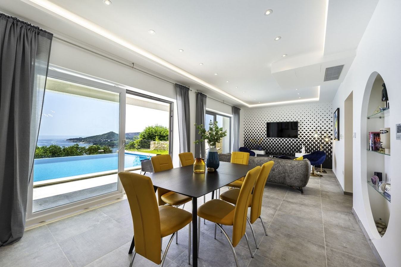 Villa Zlata - Private villa with swimming pool 4 My Villa Breaks