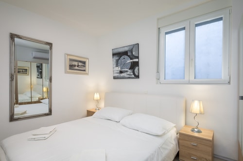 Villa Slavenka - Private villa with pool, Hvar Island 10 My Villa Breaks