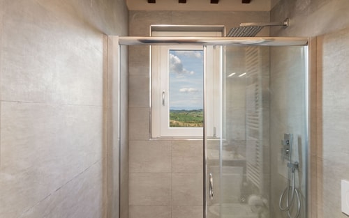Private villa with swimming pool in Tuscany 19 Italian Breaks