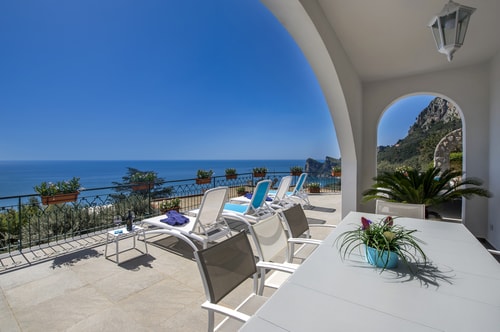 Villa Carmela 1 Italian Breaks