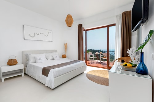 Villa Carmela 19 Italian Breaks