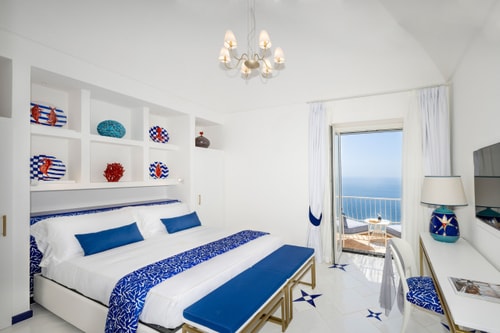 Villa Dani - Sea-facing villa with two pools 11 Italian Breaks