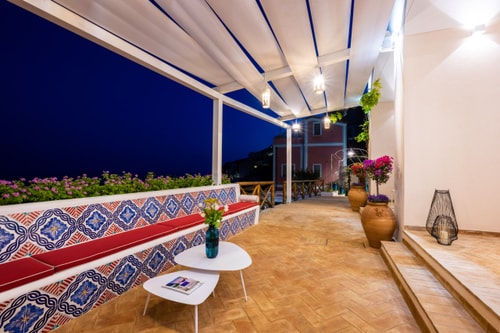 Villa Dani - Sea-facing villa with two pools 44 Italian Breaks