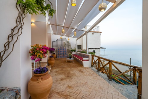 Villa Dani - Sea-facing villa with two pools 46 Italian Breaks