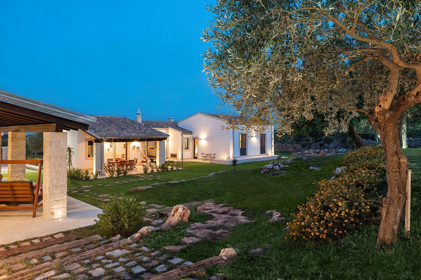 Villa Candia (10 Guests) – Modica Area 45 Italian Breaks