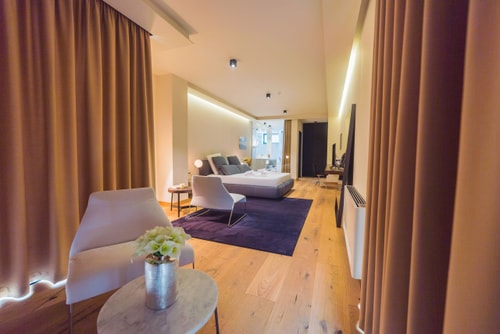 Villa Snjezana - Private villa with pool and sea access 12 My Villa Breaks