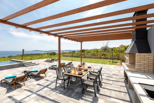 Villa Tajana - Private villa with pool and play court 0 My Villa Breaks