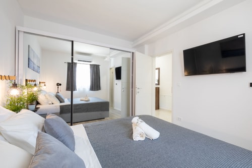 Villa Tajana - Private villa with pool and play court 13 My Villa Breaks