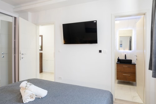 Villa Tajana - Private villa with pool and play court 14 My Villa Breaks