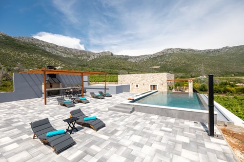 Villa Tajana - Private villa with pool and play court 22 My Villa Breaks