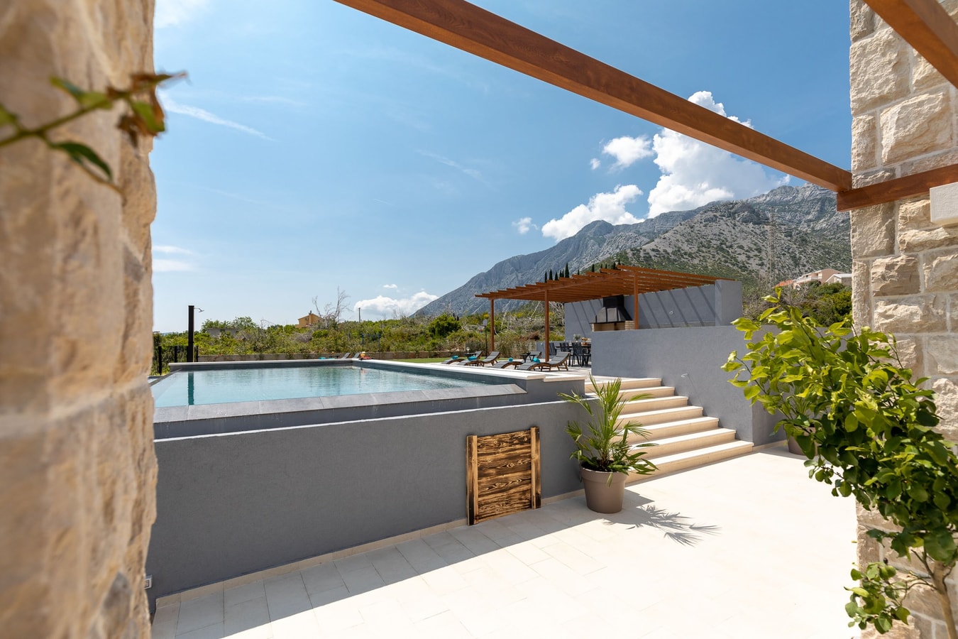 Villa Tajana - Private villa with pool and play court 23 My Villa Breaks