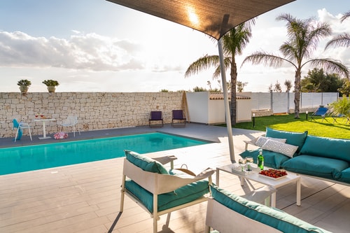 Two modern villas with pool near the sea 32 Italian Breaks