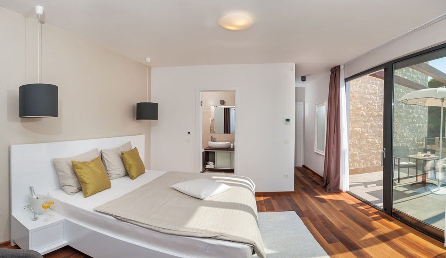 Villa Safranka - Private villa with pool, Ciovo Island 18 My Villa Breaks