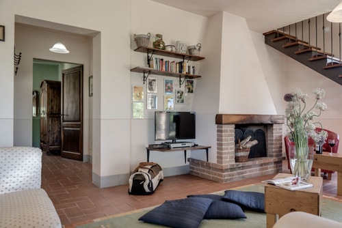 Villa Lucignana - Private Tuscan villa with pool 5 Italian Breaks