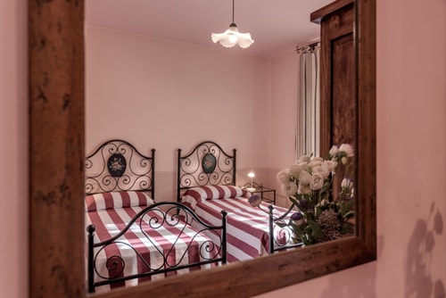 Villa Lucignana - Private Tuscan villa with pool 14 Italian Breaks