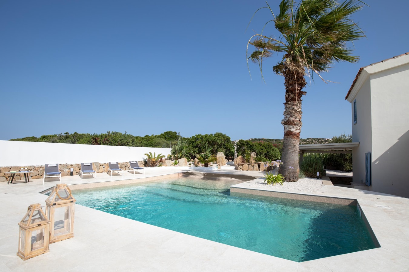 Private villa with swimming pool in Sardinia Italian Breaks