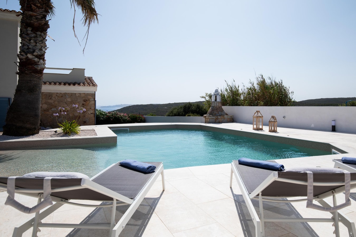 Private villa with swimming pool in Sardinia 21 Italian Breaks