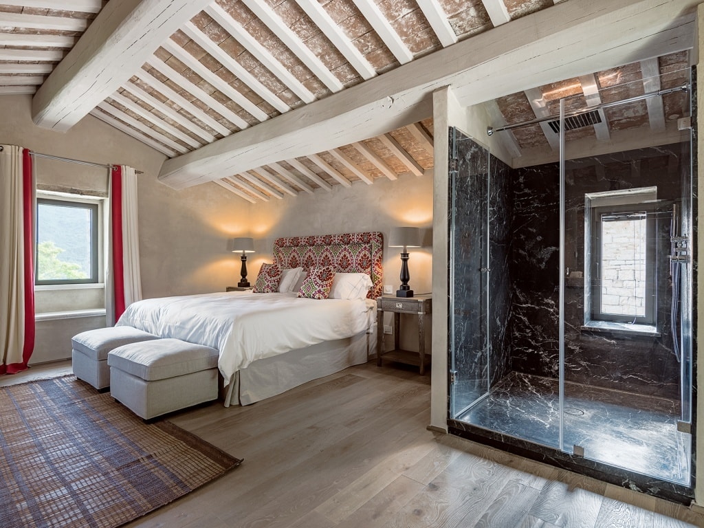 Villa Serena - Private villa with pool in Umbria 9 Italian Breaks
