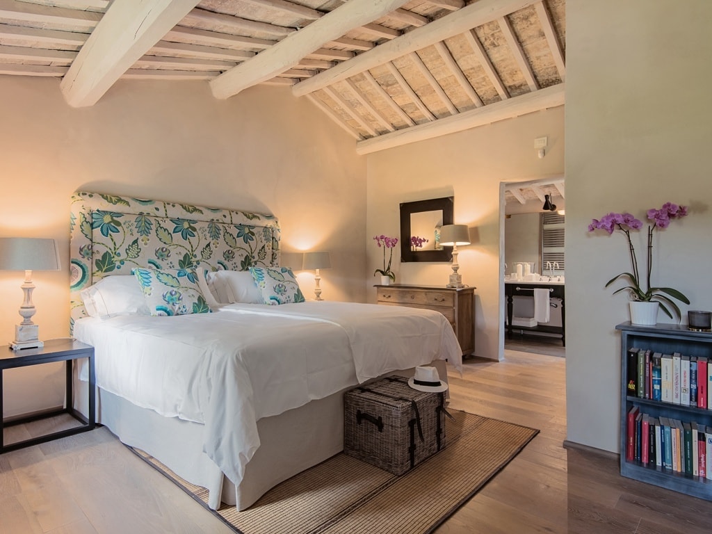 Villa Serena - Private villa with pool in Umbria 10 Italian Breaks