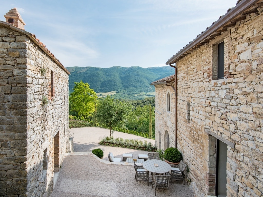 Villa Serena - Private villa with pool in Umbria 18 Italian Breaks