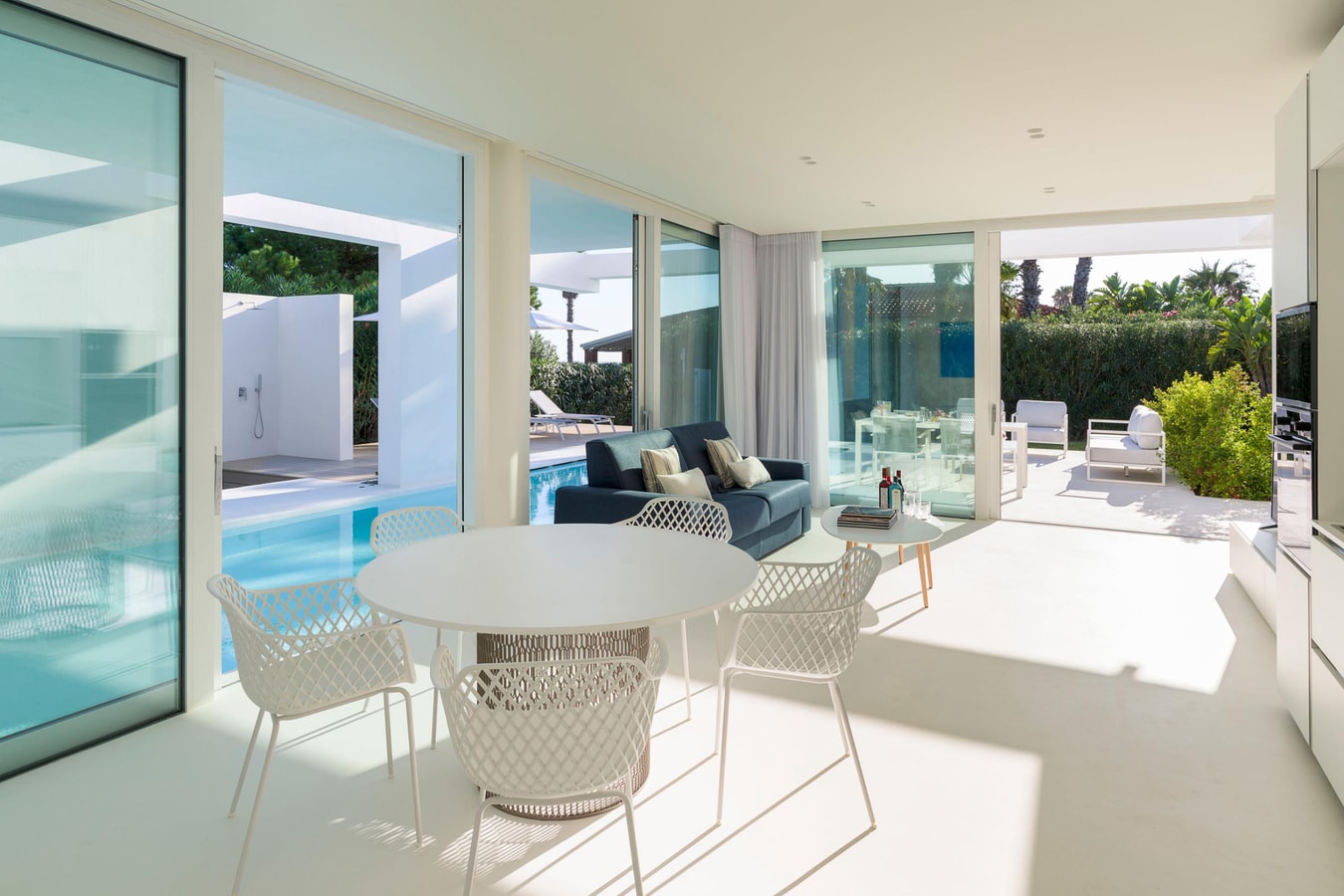 Private villa with swimming pool in Sicily 3 Italian Breaks
