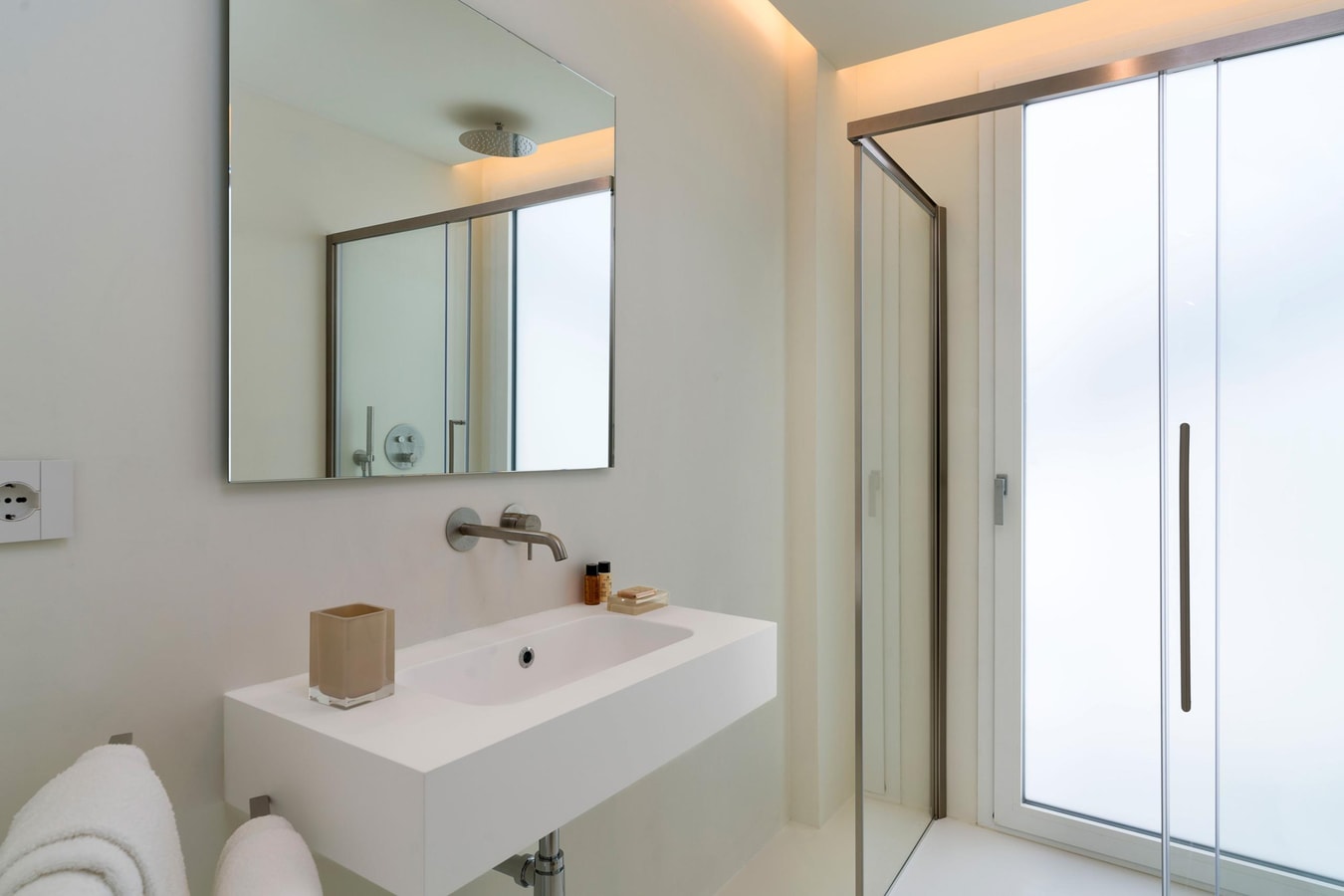 Private villa with swimming pool in Sicily 13 Italian Breaks