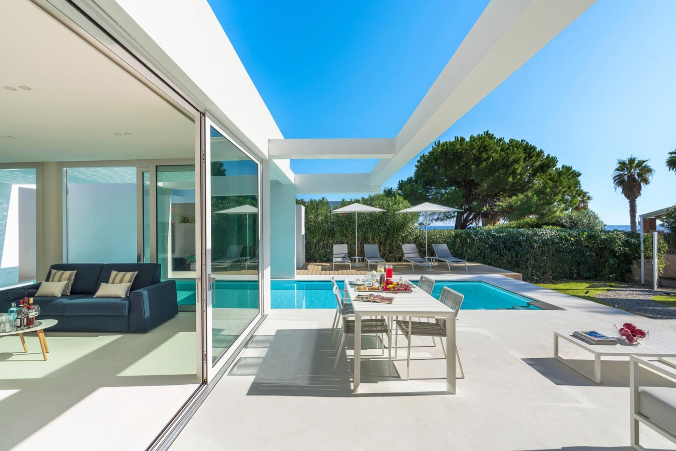 Private villa with swimming pool in Sicily 22 Italian Breaks