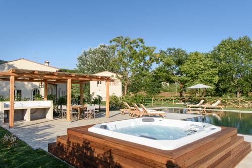 Villa Secco - Private Tuscan villa with swimming pool 1 Italian Breaks