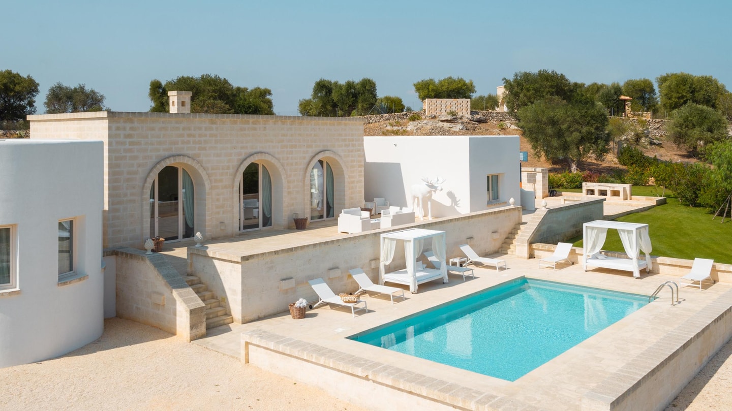 Villa Florina - Private villa with swimming pool in Puglia Italian Breaks