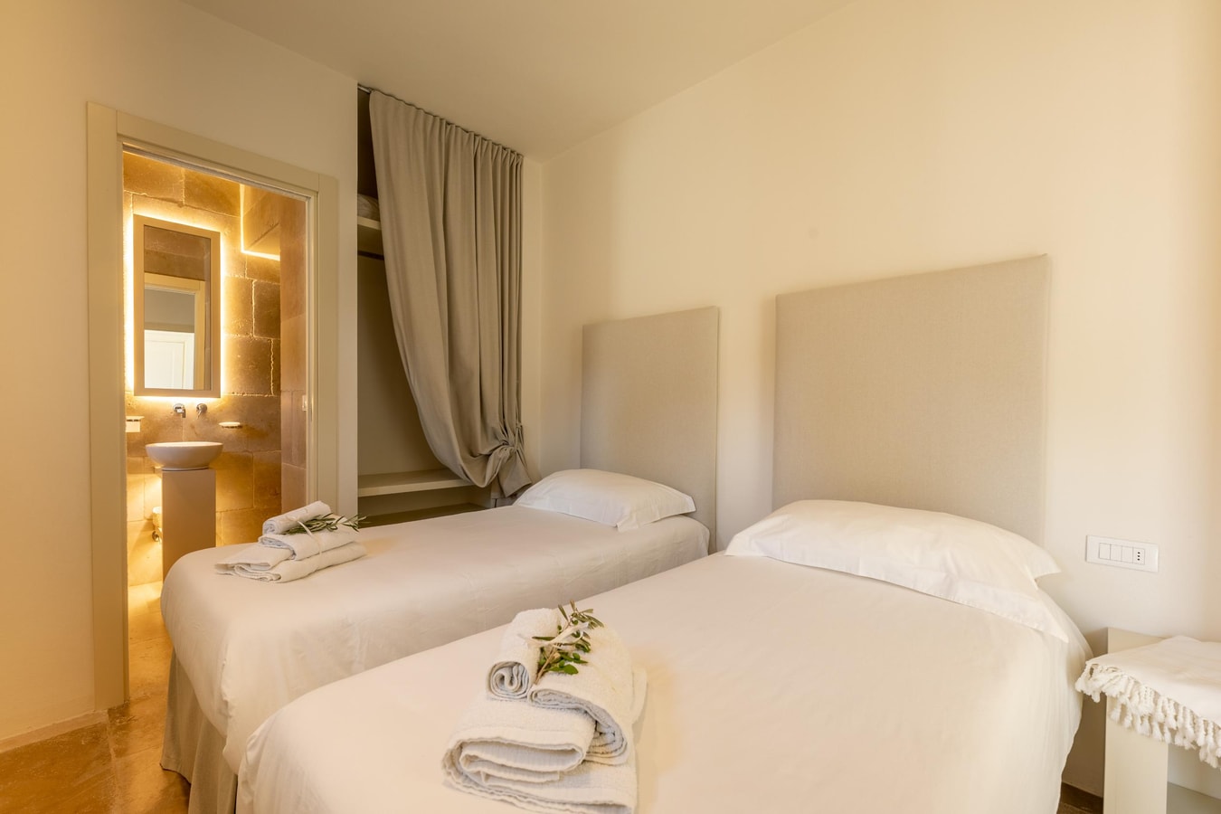 Villa Florina - Private villa with swimming pool in Puglia 24 Italian Breaks