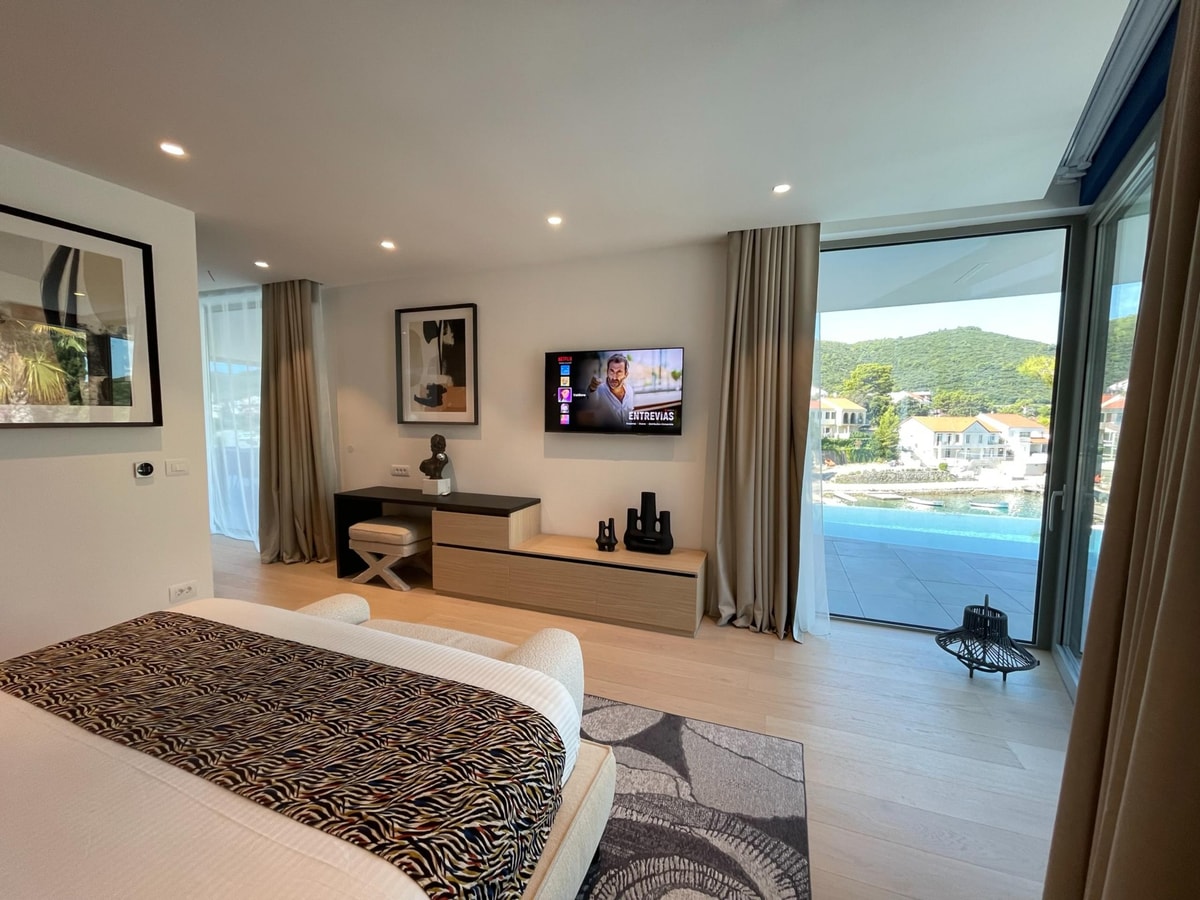 Villa Zora - Private villa with pool, Korcula Island 8 My Villa Breaks