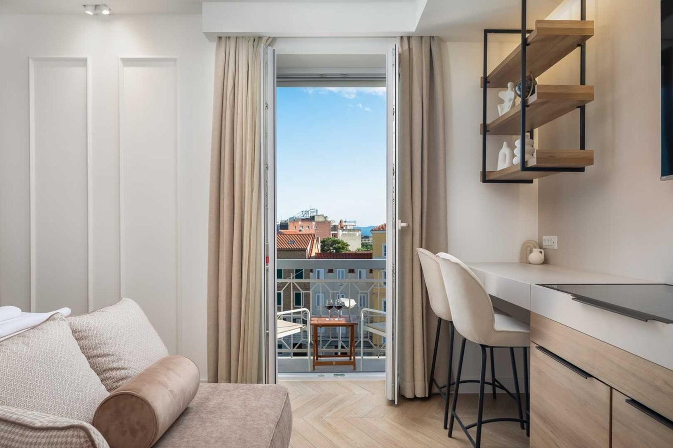 Apartment Dinora with a balcony in Split 9 My Villa Breaks