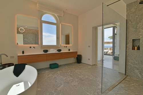 Villa Raisi with private swimming pool in Sicily 17 Italian Breaks