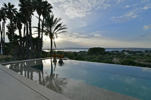 Villa Raisi with private swimming pool in Sicily 38 Italian Breaks